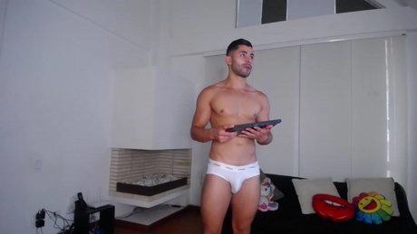 hot_guys_have_fun  14-02-2022